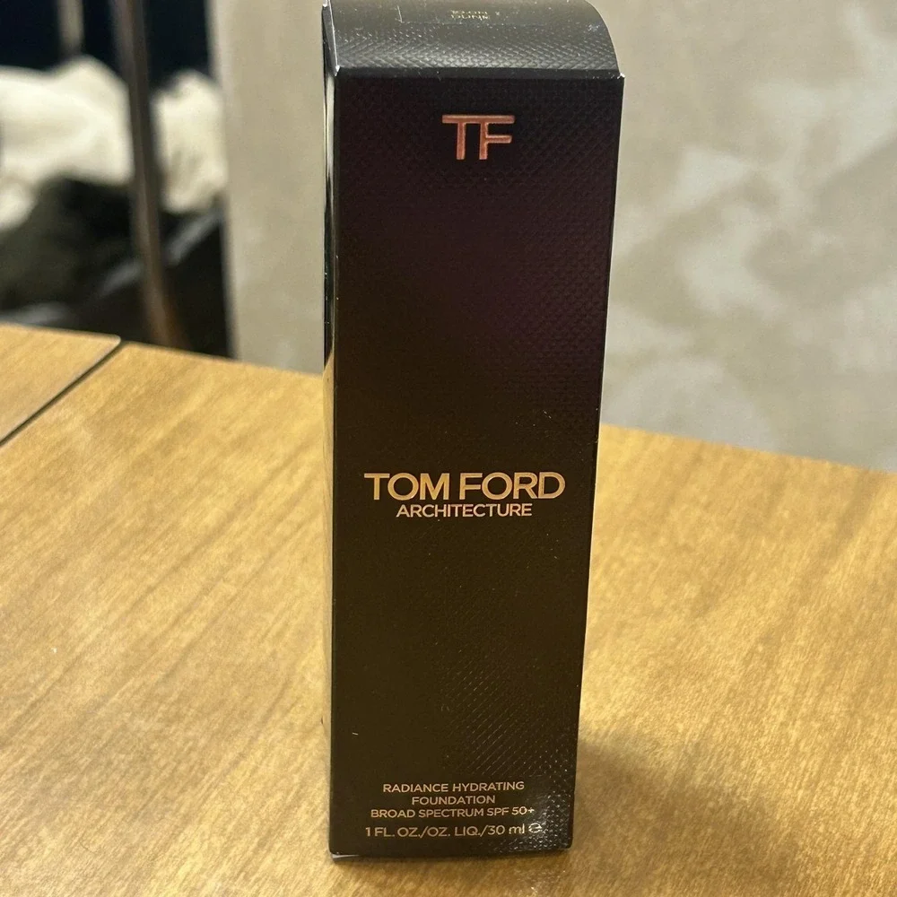 Tom Ford Architecture Radiance Hydrating Foundation 10.0N Dune 1oz 30ml SPF 50+